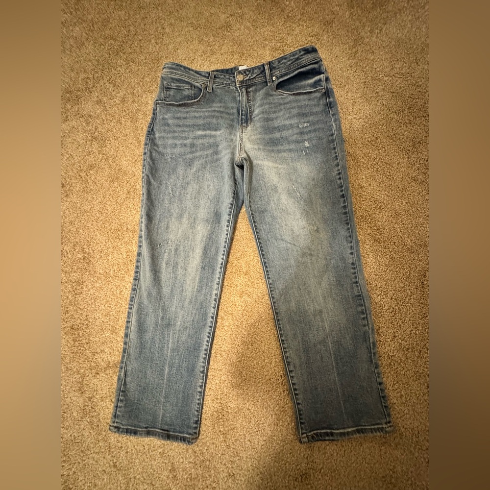 Time and Tru Women’s Distresses Acid Wash Straight Leg Jeans Size 16 Regular